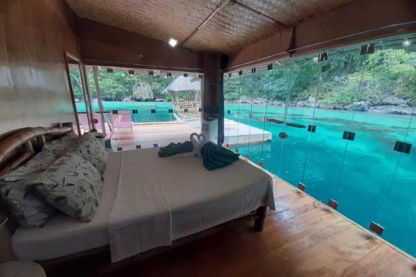 Paolyn Houseboats Coron 4