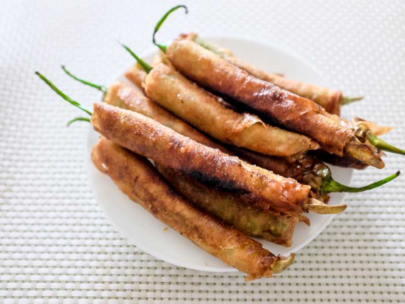 dynamite lumpia